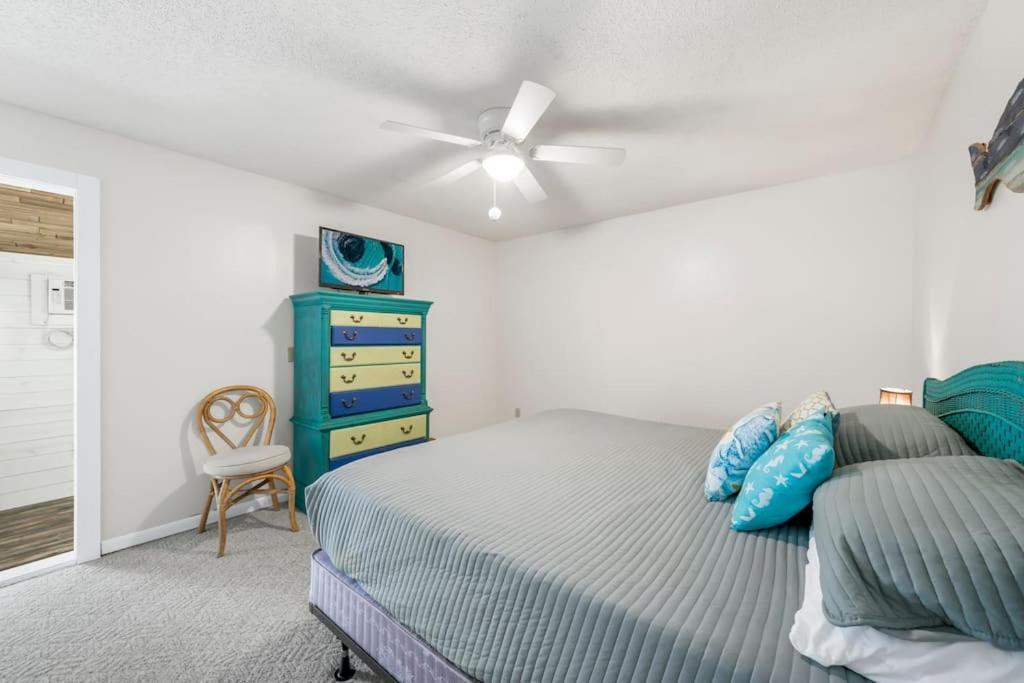 New! Steps To White Sand Beaches! Pool & Grill! 2Br 2Ba Panama City Beach Exterior photo
