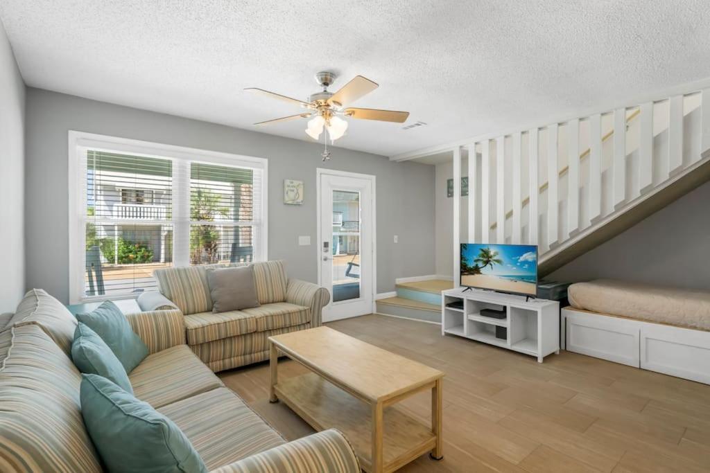 New! Steps To White Sand Beaches! Pool & Grill! 2Br 2Ba Panama City Beach Exterior photo