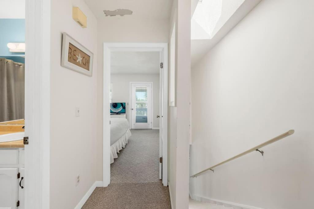 New! Steps To White Sand Beaches! Pool & Grill! 2Br 2Ba Panama City Beach Exterior photo
